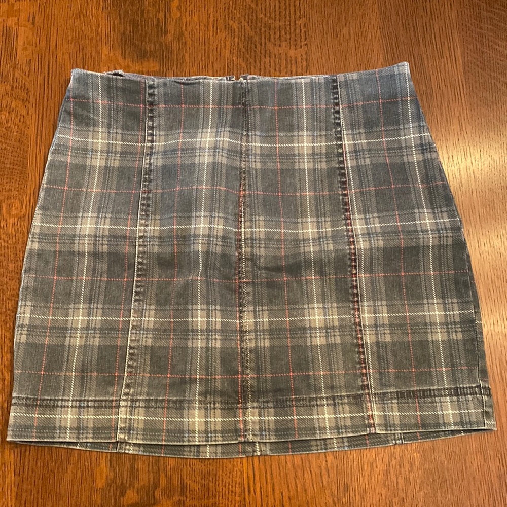 plaid skirt